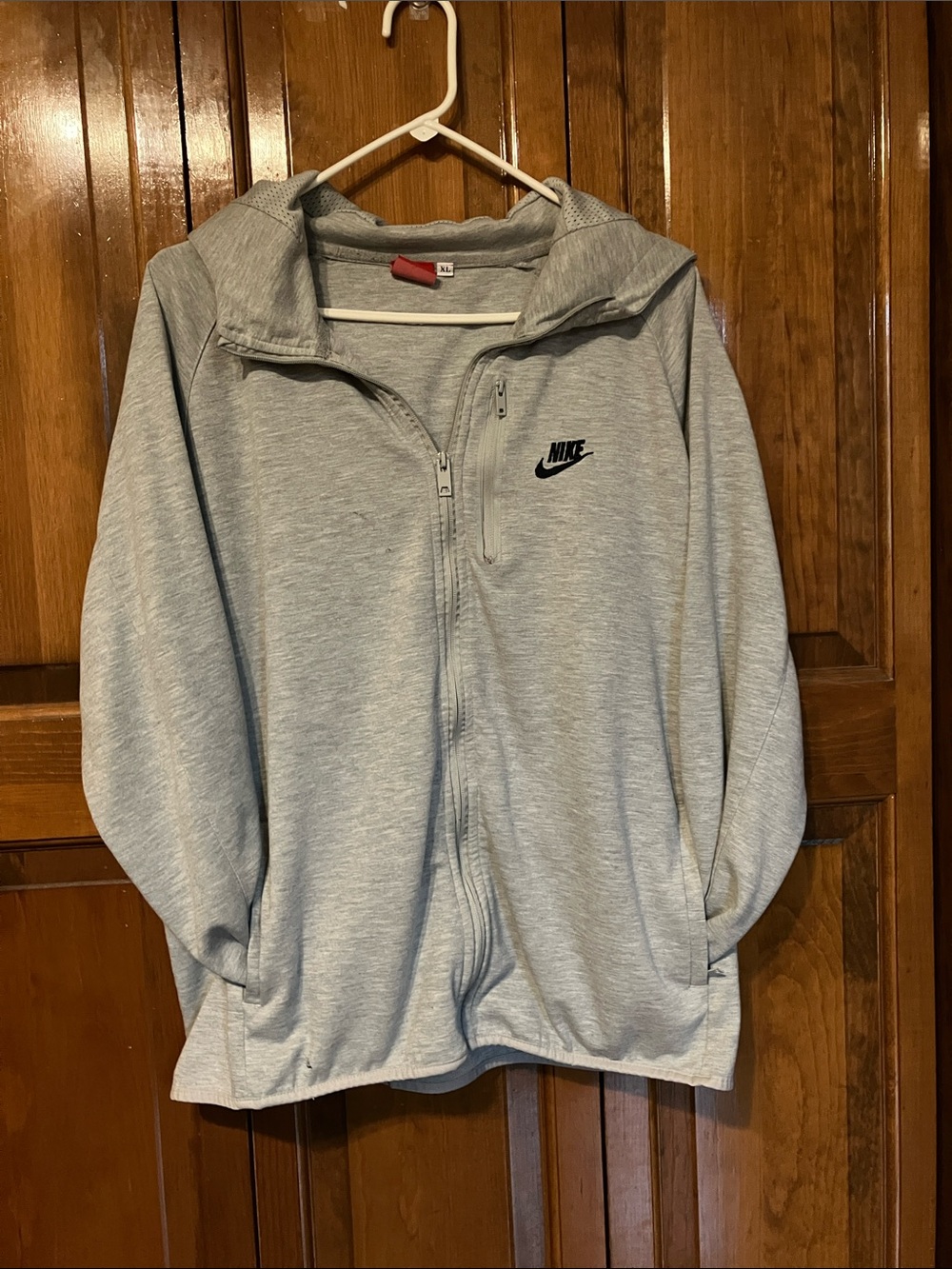 NIKE- Light Gray Full-Zip Performance Hoodie Jacket: Like Brand New:) :)